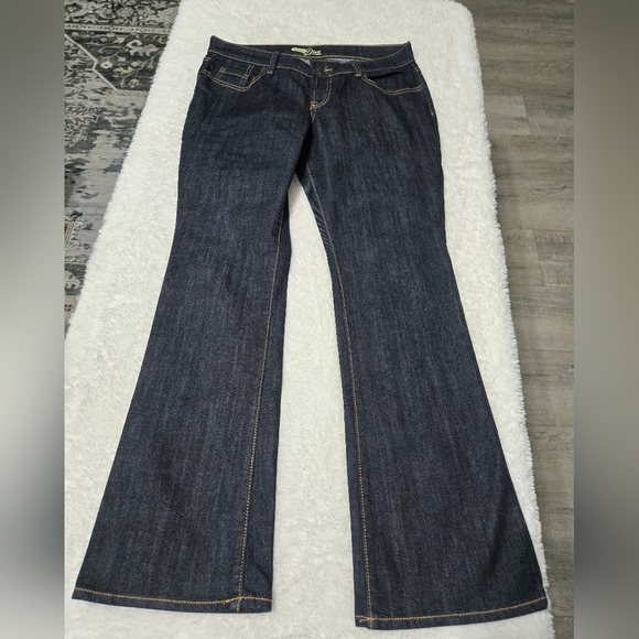 Old Navy Denim - Old Navy Diva Size 4 Short
